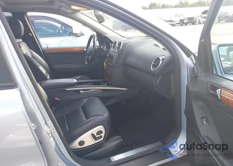 2009 Mercedes-Benz Ml 350 4Matic z USA, uszkodzony, nr VIN 4JGBB86EX9A443196